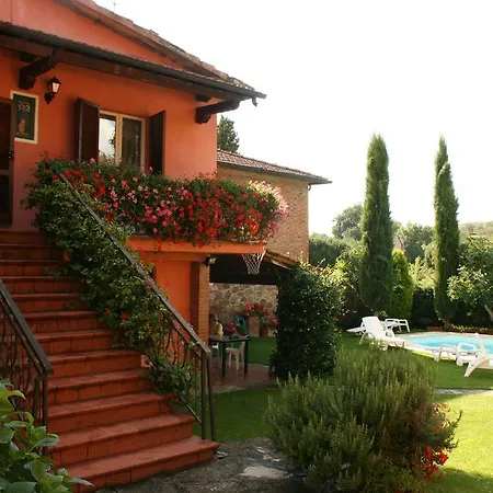 Casa Rosada Lucignano